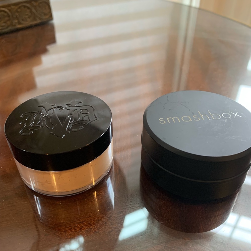 Face powder bundle (Kat Von D/Smashbox)
